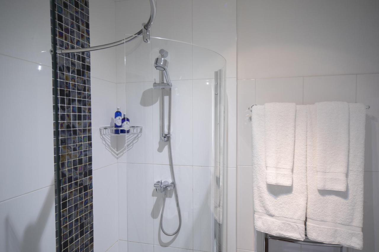 Cleeve Hill Hotel Bishop's Cleeve Экстерьер фото