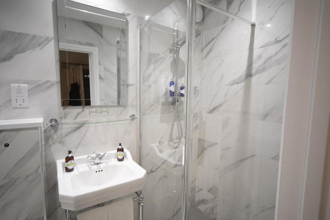 Cleeve Hill Hotel Bishop's Cleeve Экстерьер фото