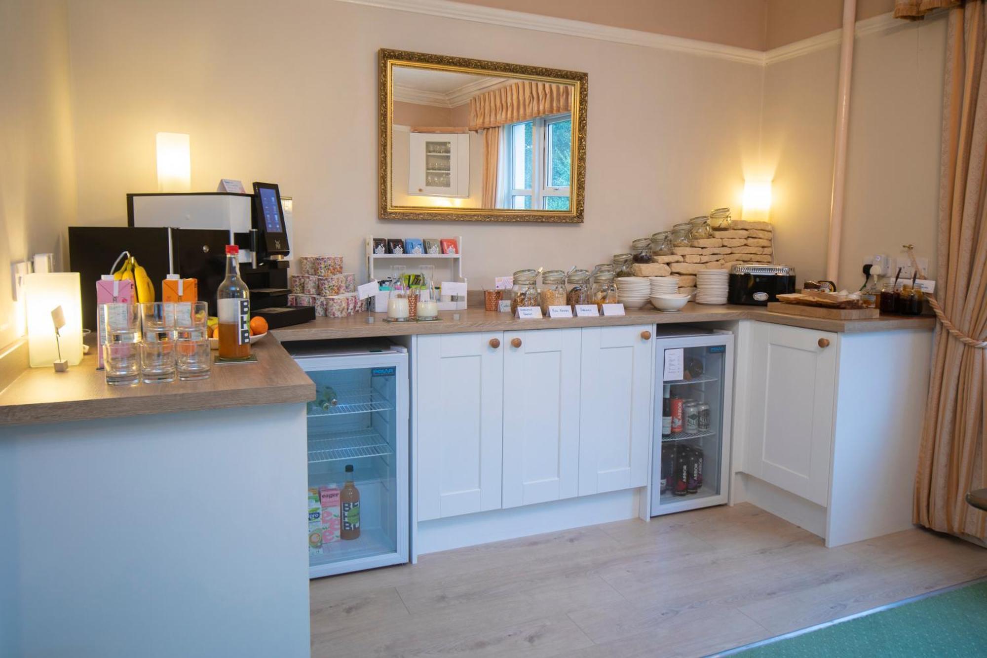 Cleeve Hill Hotel Bishop's Cleeve Экстерьер фото